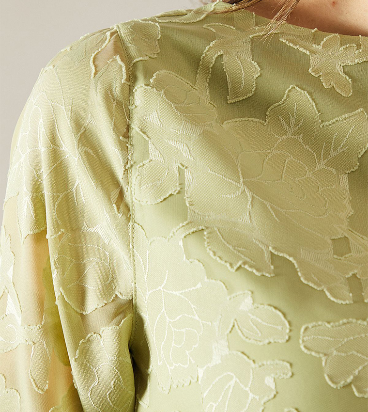 Jacquard Frill Sleeves Top