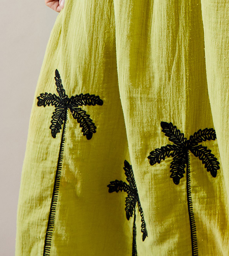 Petite Palm Embroidered Textured Midi Dress