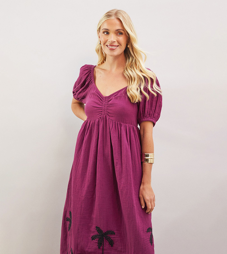 فستان ميدي مطرز بأكمام باف للمقاسات الصغيرة