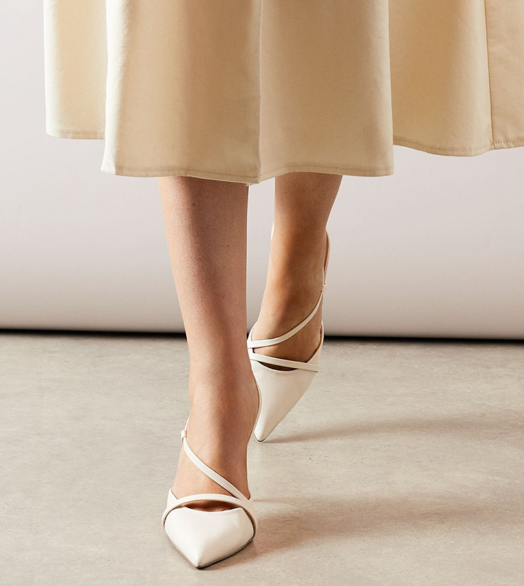 حذاء بكعب عالي جلد صناعي بحزام خلفي 