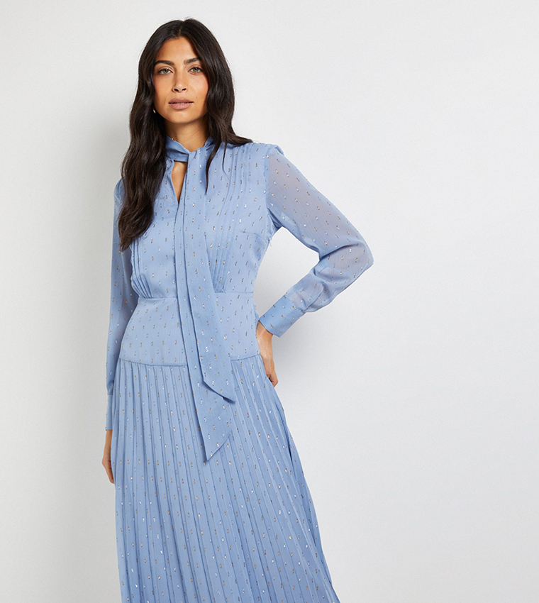 Clipped Tie Neck Pleated Shirt Dress