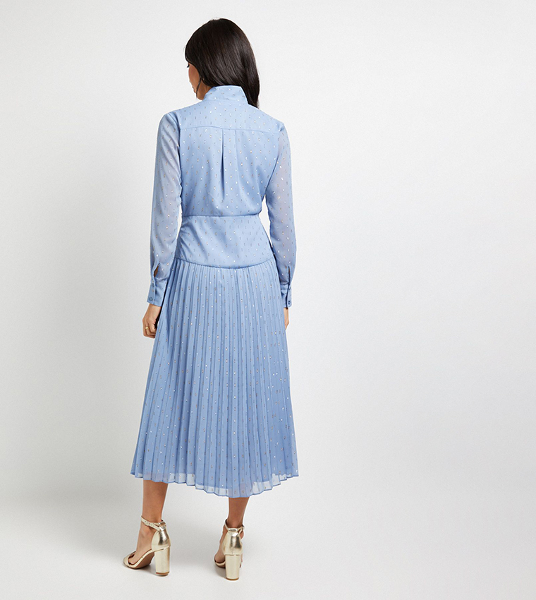 Clipped Tie Neck Pleated Shirt Dress