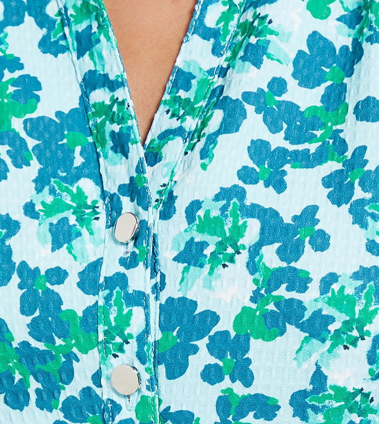 فستان ميدي بأزرار بطبعة ورود للمقاسات الصغيرة