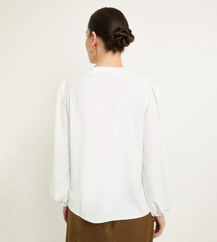 Button Detail Keyhole Neck Top
