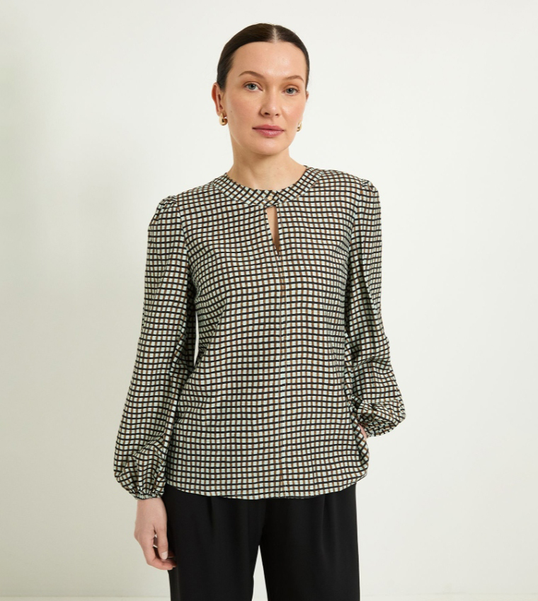 واليس   توبات كاجوال  - أسود Casual Tops