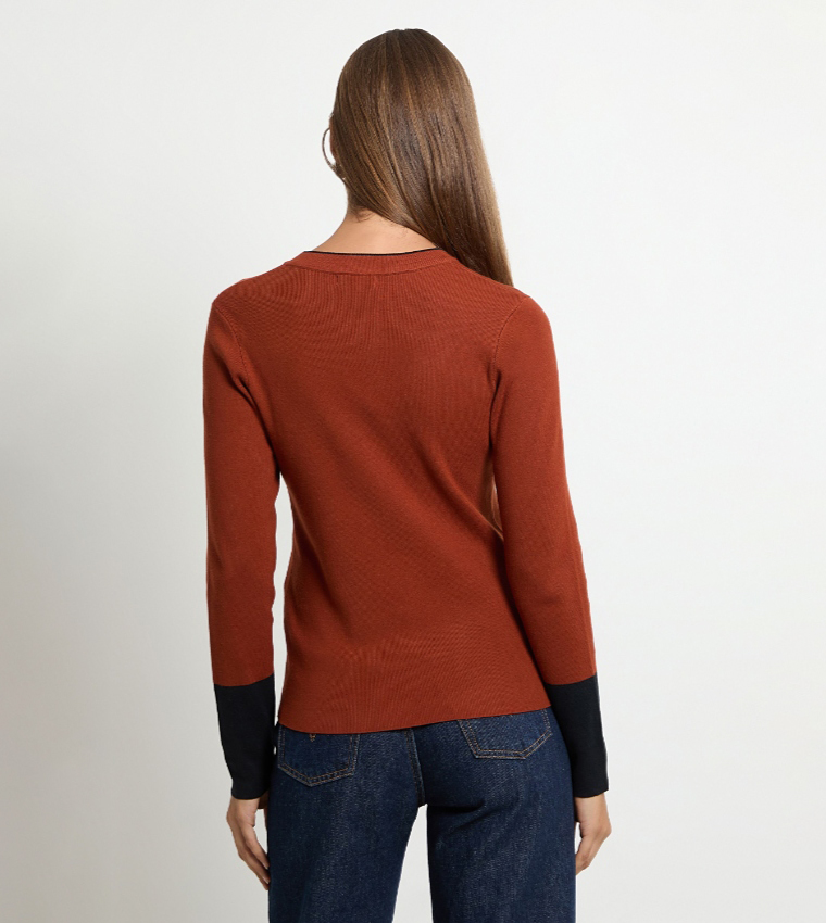 واليس   سترات بياقة دائرية - بني  Round Neck Sweaters