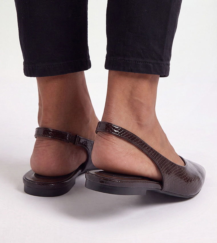 Wallis  Flat Shoes - Brown 