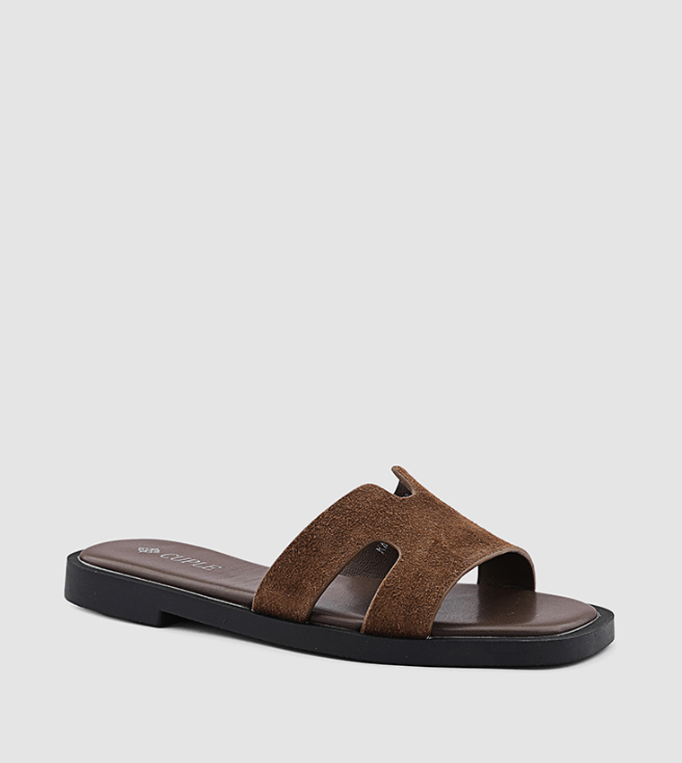 صندل فلات بمقدمة مفتوحة 