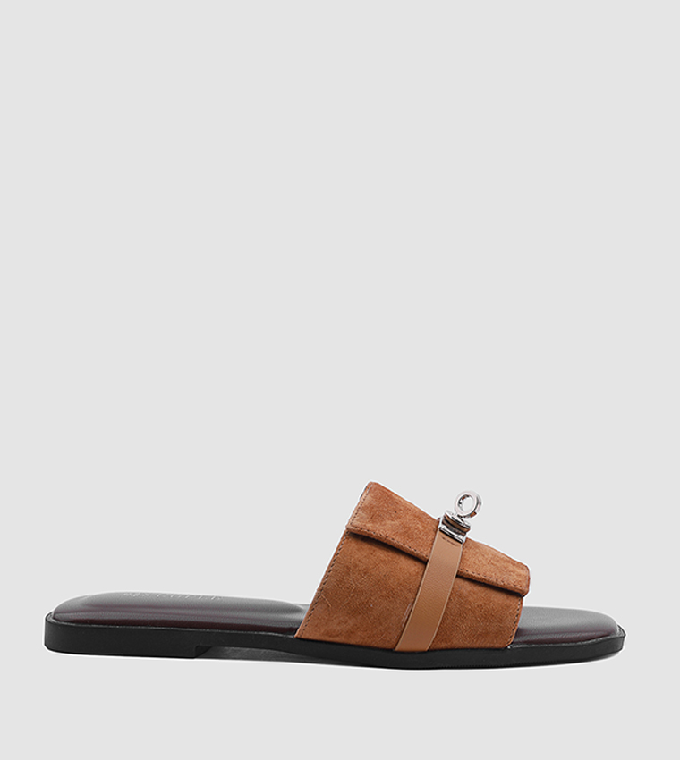Metal Accent Open Toe Flat Sandals