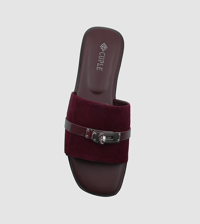 Metal Accent Open Toe Flat Sandals
