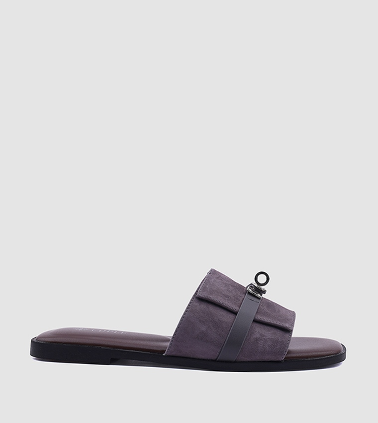Metal Accent Open Toe Flat Sandals
