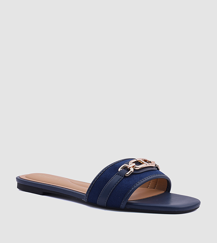 Metal Accent Open Toe Flat Sandals