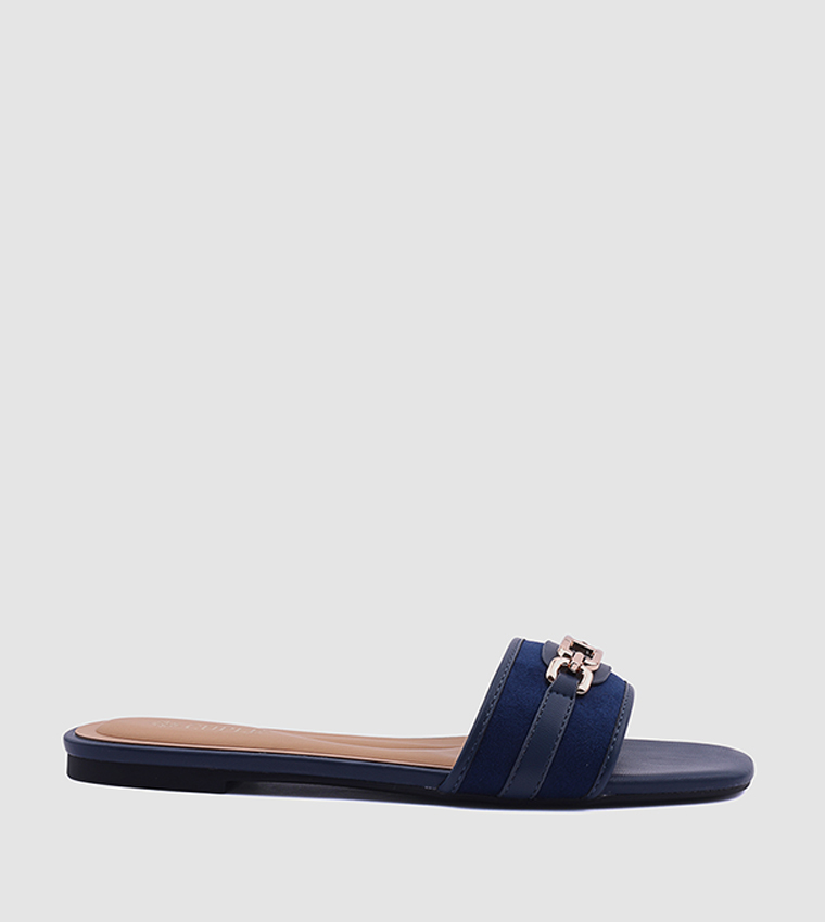 Metal Accent Open Toe Flat Sandals
