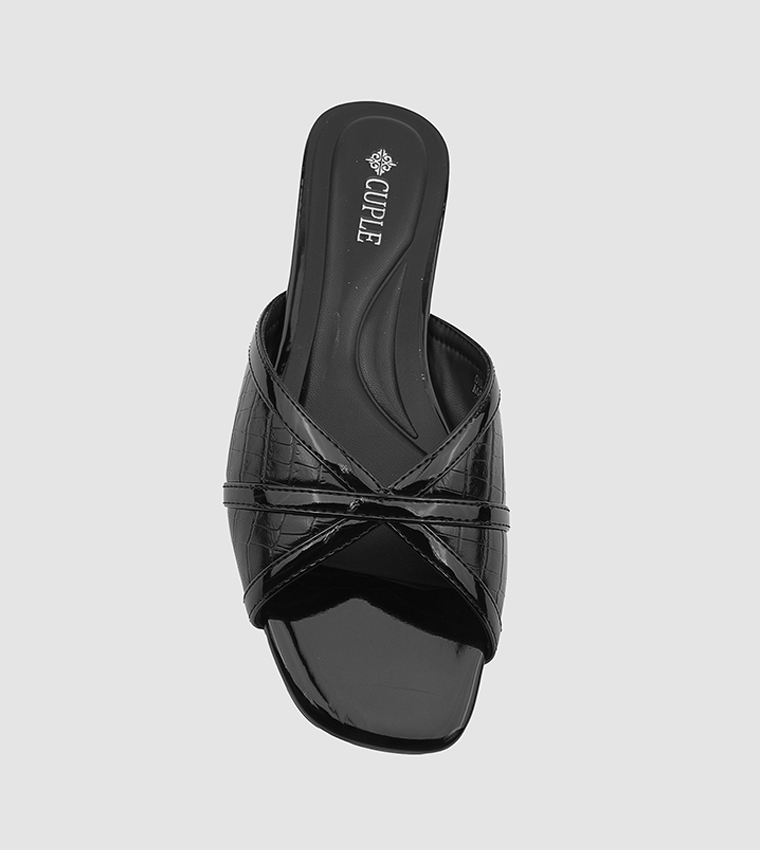 Textured Open Toe Flat Sandals
