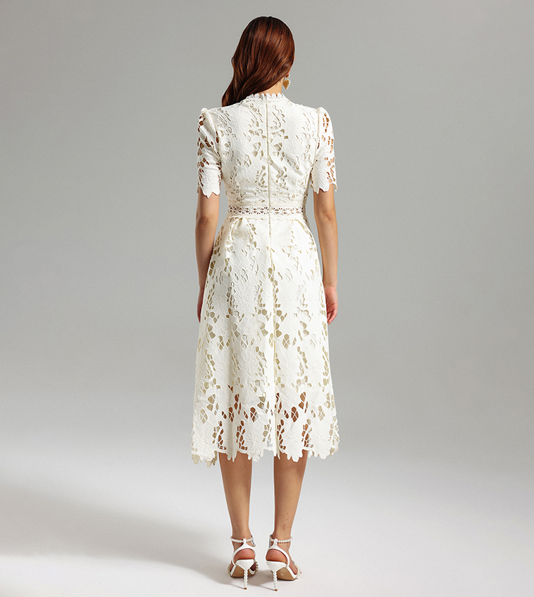 فستان ميدي دانتيل كم قصير