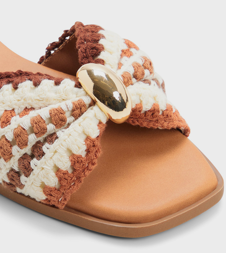 كول ات سبرنج  الصنادل المسطحة - بني  Flat Sandals