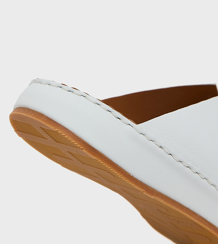 Solid Open Toe Arabic Sandals