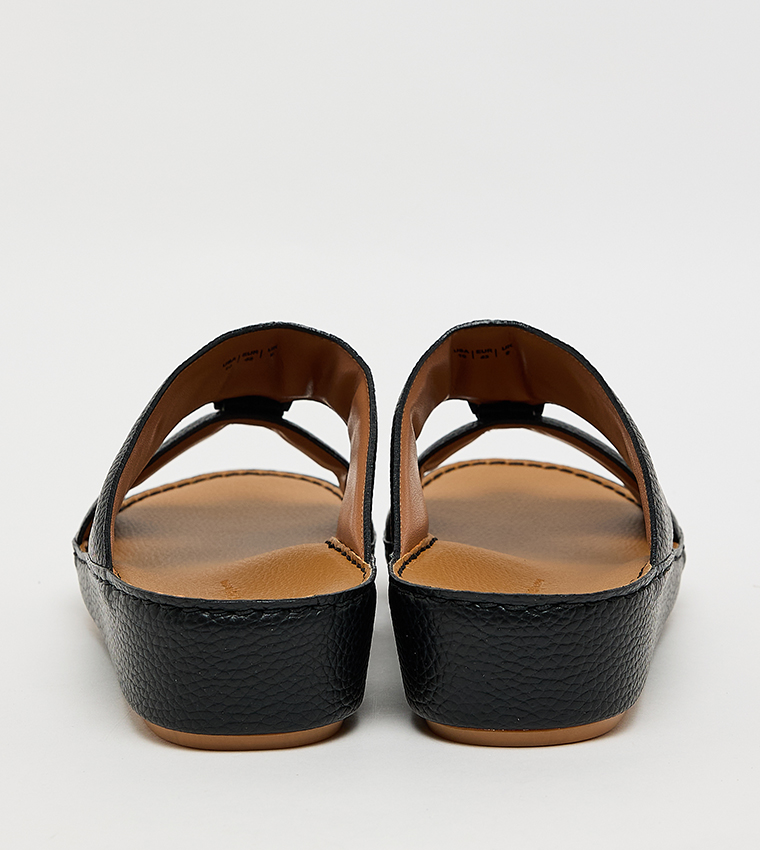Textured Open Toe Arabic Sandals