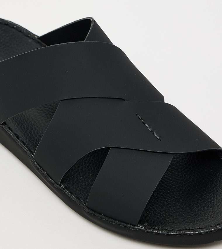 Solid Cut-Out Arabic Sandals