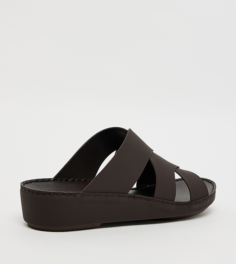 Solid Cut-Out Arabic Sandals
