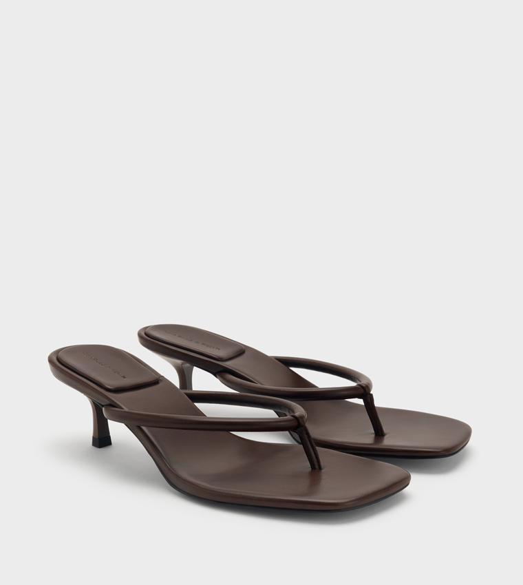 Solid Toe Post Kitten Heel Sandals
