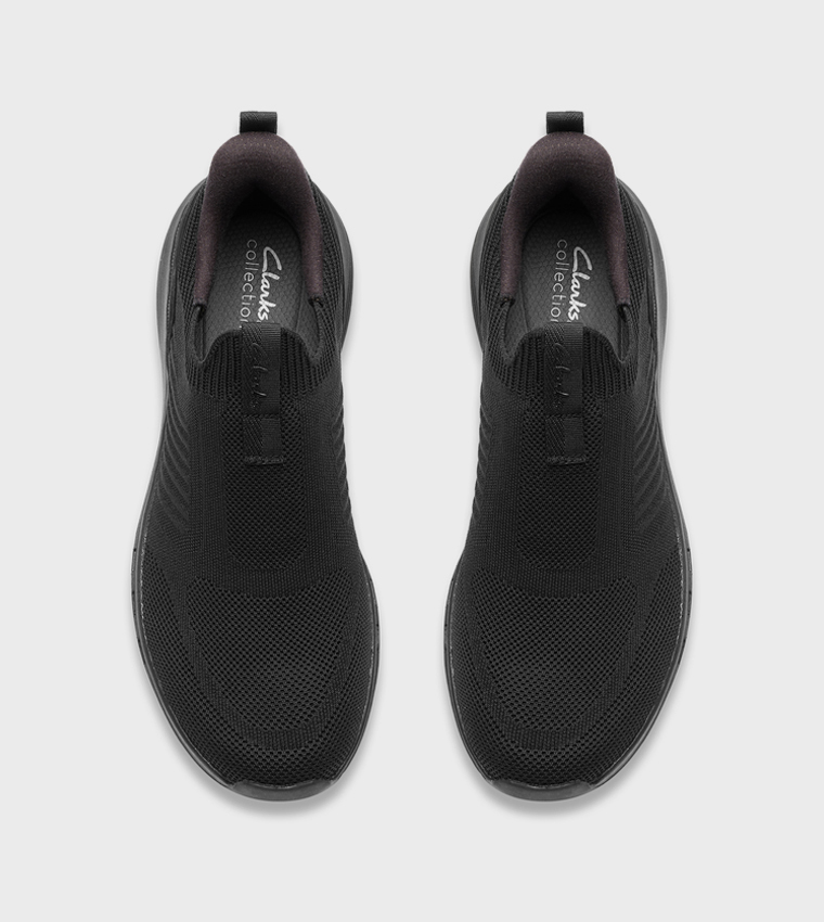 MOTION TREK Slip-On Shoes