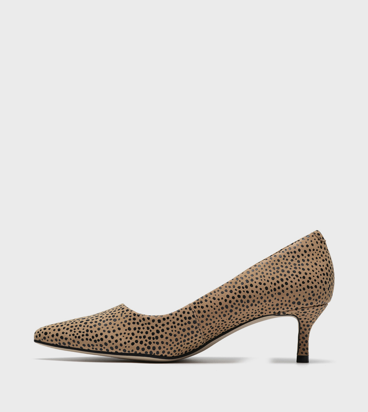 ZAREY Pointed Toe Pumps