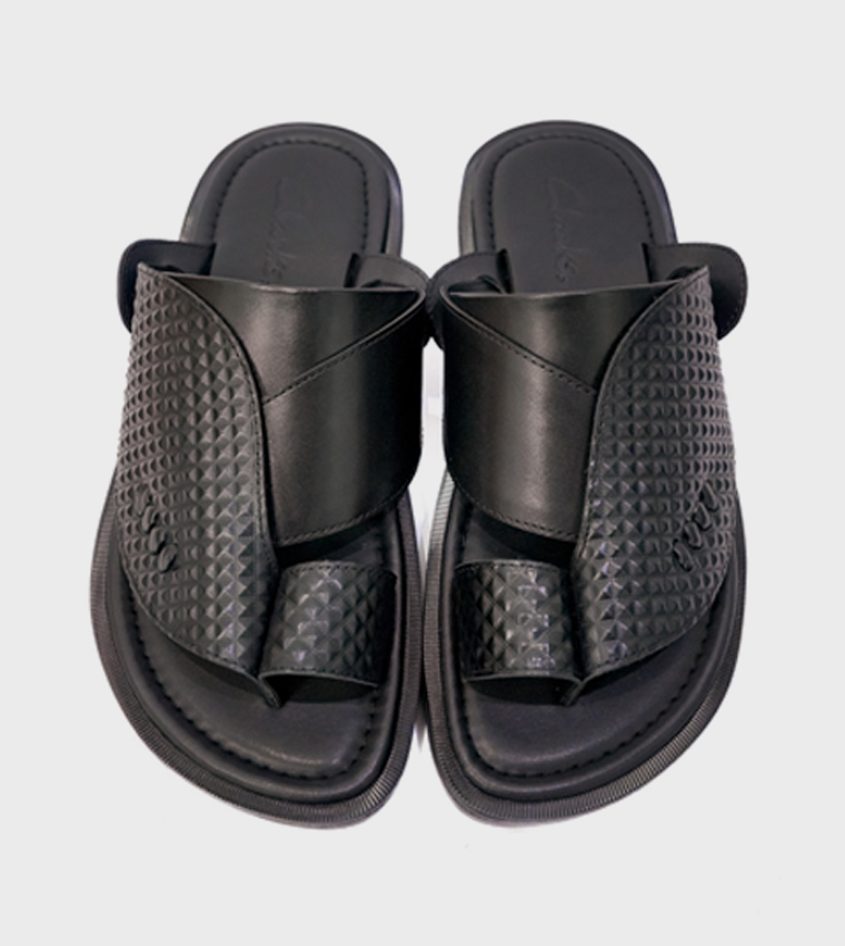 WESLEYY Textured Toe-Post Arabic Sandals