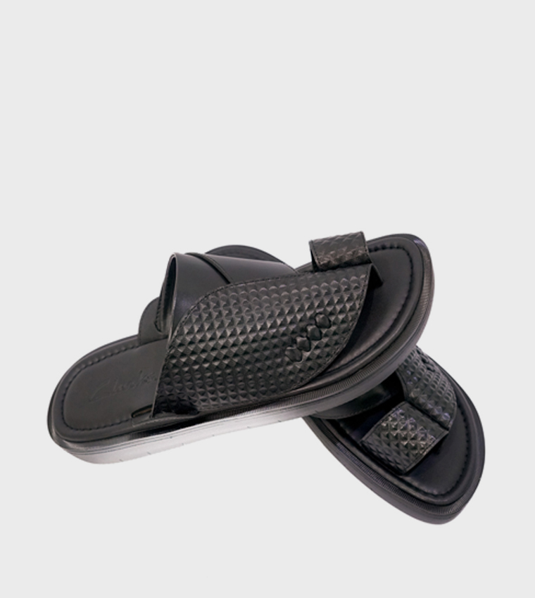 WESLEYY Textured Toe-Post Arabic Sandals