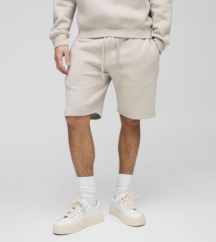Loose Fit Mid Rise Basic Shorts