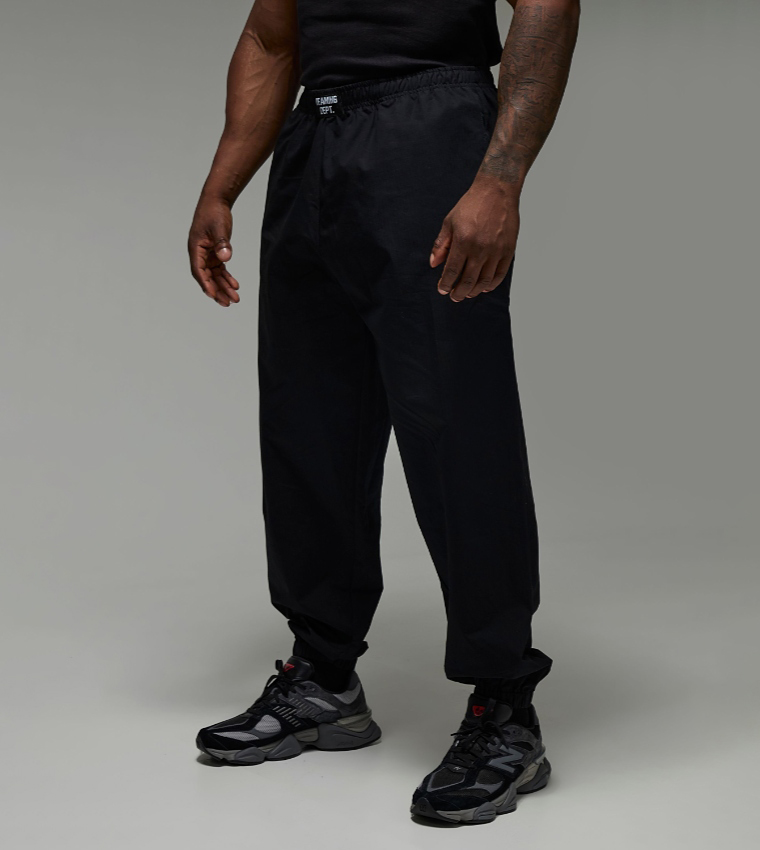 Solid Woven Active Pump Joggers