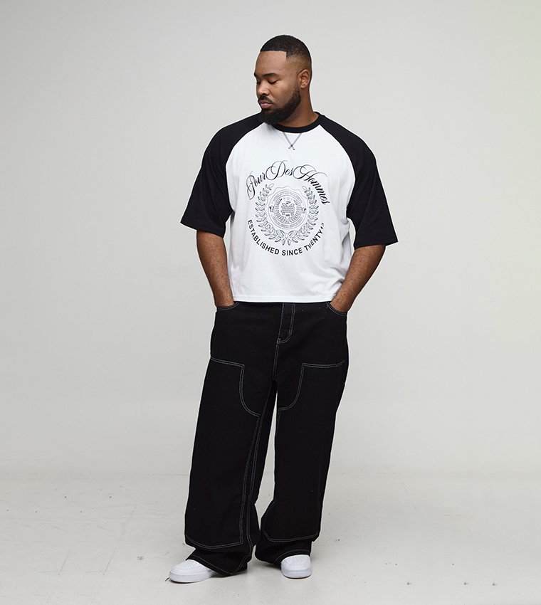 جينز بقصة مريحة للمقاسات الكبيرة والطويلة 