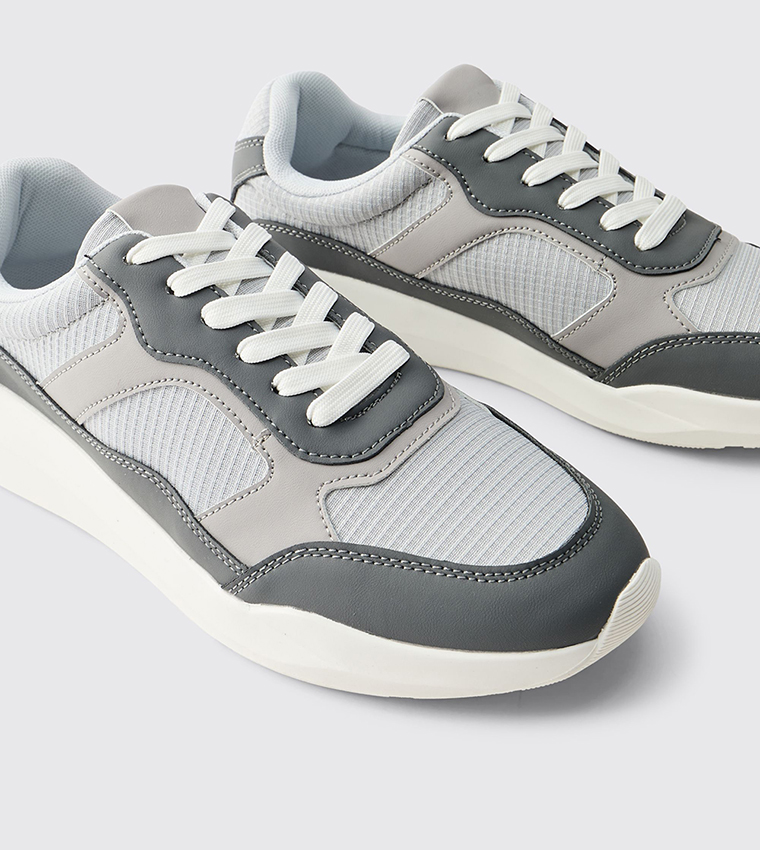 Mesh Panel Runner Style Training Shoes