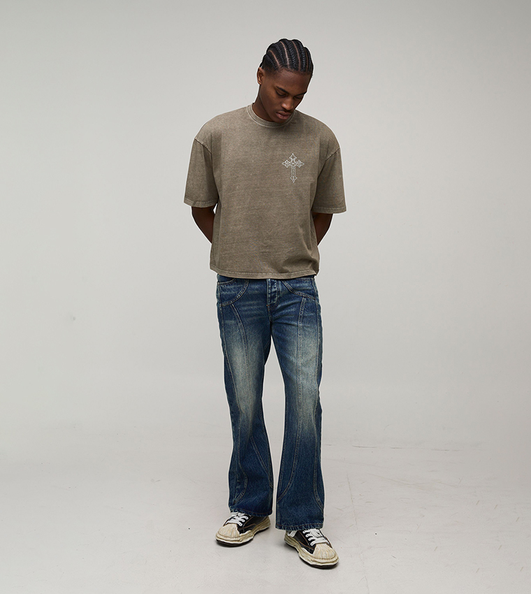 Washed Western Panel Straight Fit Flared Jeans