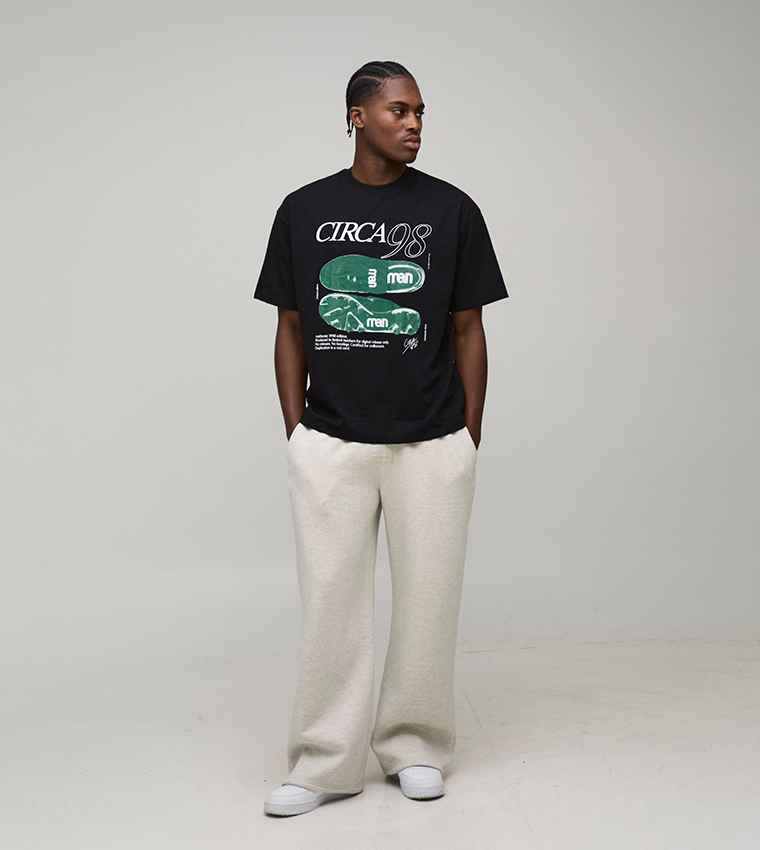 تيشيرت أوفرسايز ثقيل بطبعة