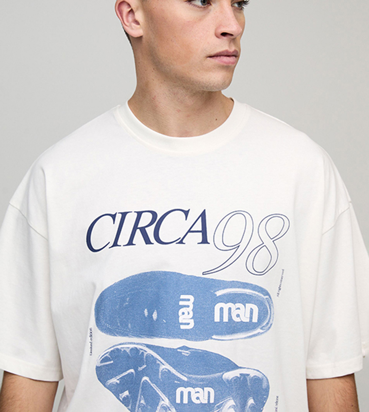 تيشيرت أوفرسايز ثقيل بطبعة