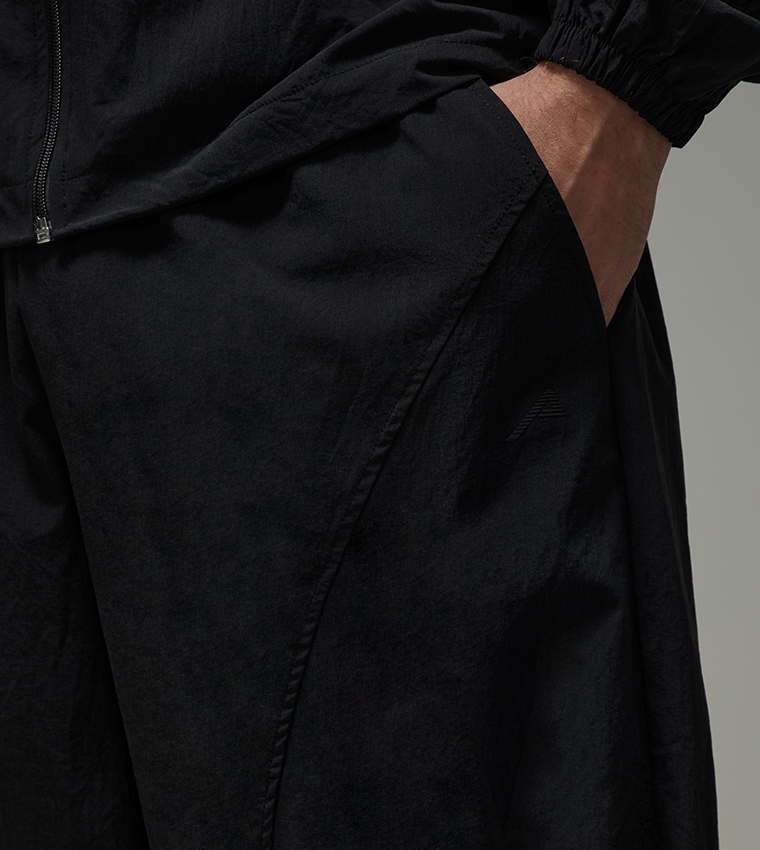 Balloon Fit Nylon Active Joggers