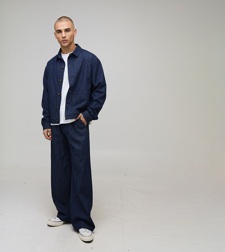 أوفرشيرت أوفرسايز تويل مخطط 