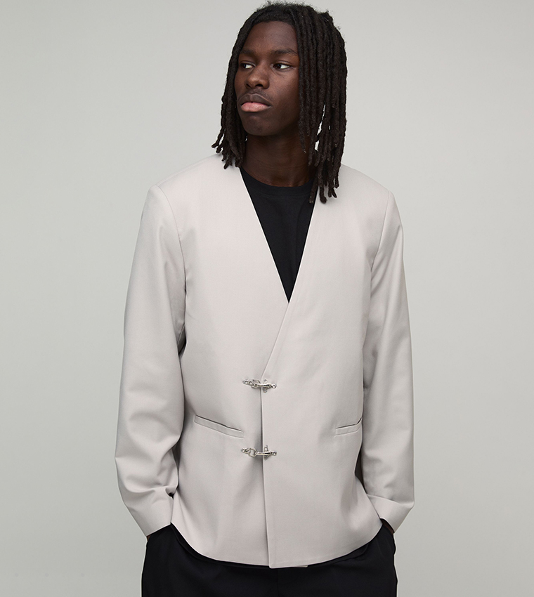 Collarless Fireman Clasp Oversized Blazer
