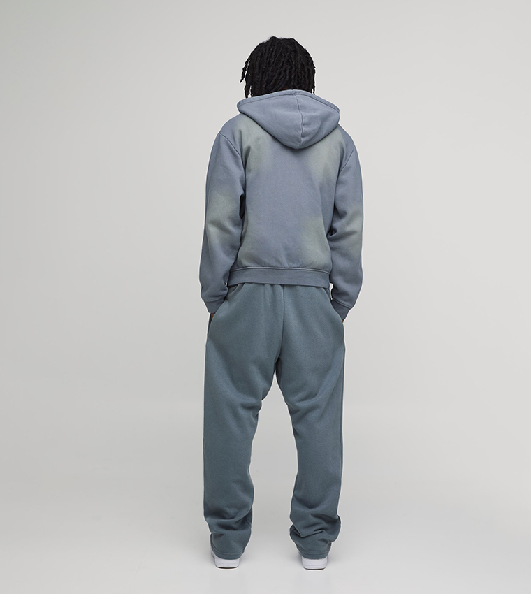 جاكيت اوفرسايز مغسول مطرز بهودي 