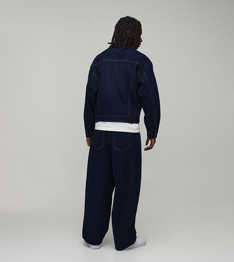 Washed Mid Rise Barrel Fit Jeans