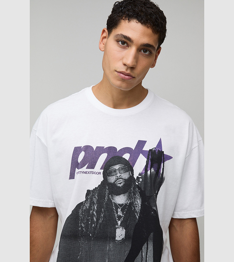 تيشيرت اوفرسايز بطبعة بارتي نكست دور مرخصة