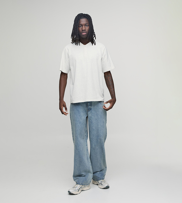 Washed Mid Rise Relaxed Fit Jeans