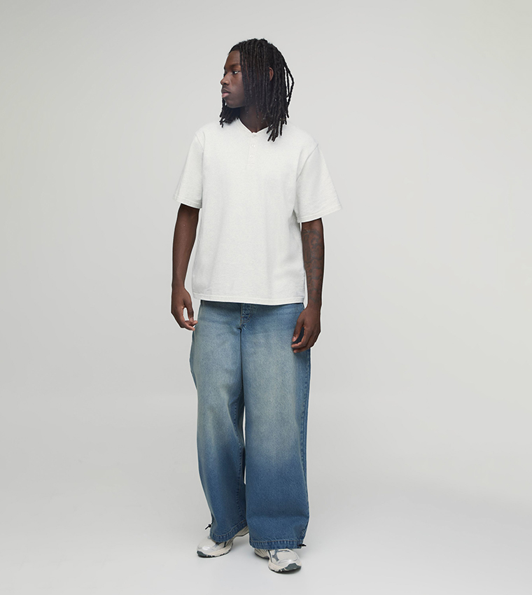 Washed Mid Rise Parachute Fit Jeans