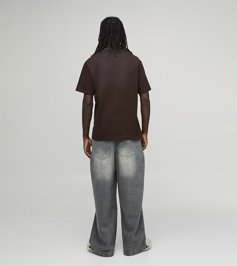 Washed Mid Rise Parachute Fit Jeans