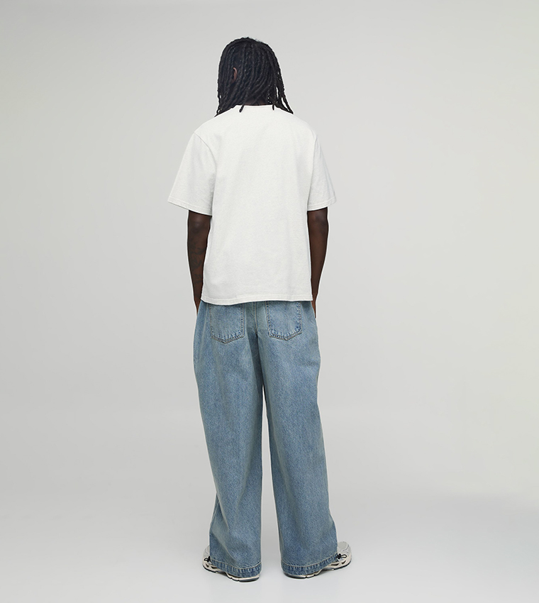 Washed Mid Rise Parachute Fit Jeans
