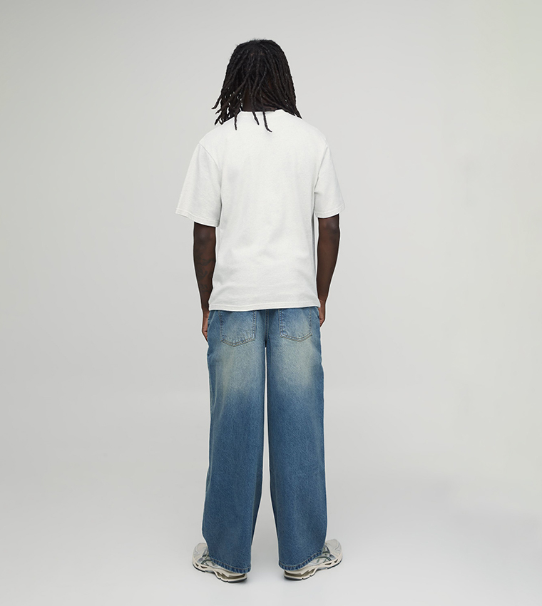Washed Mid Rise Baggy Fit Jeans