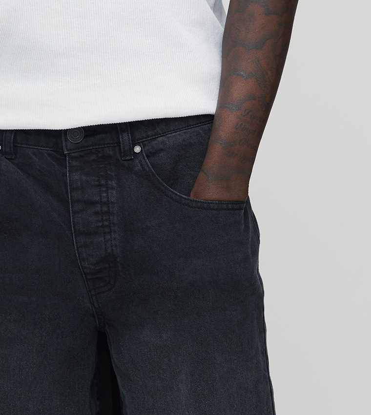 Washed Mid Rise Baggy Fit Jeans