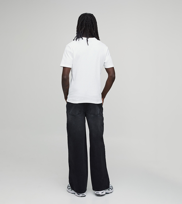 Washed Mid Rise Baggy Fit Jeans