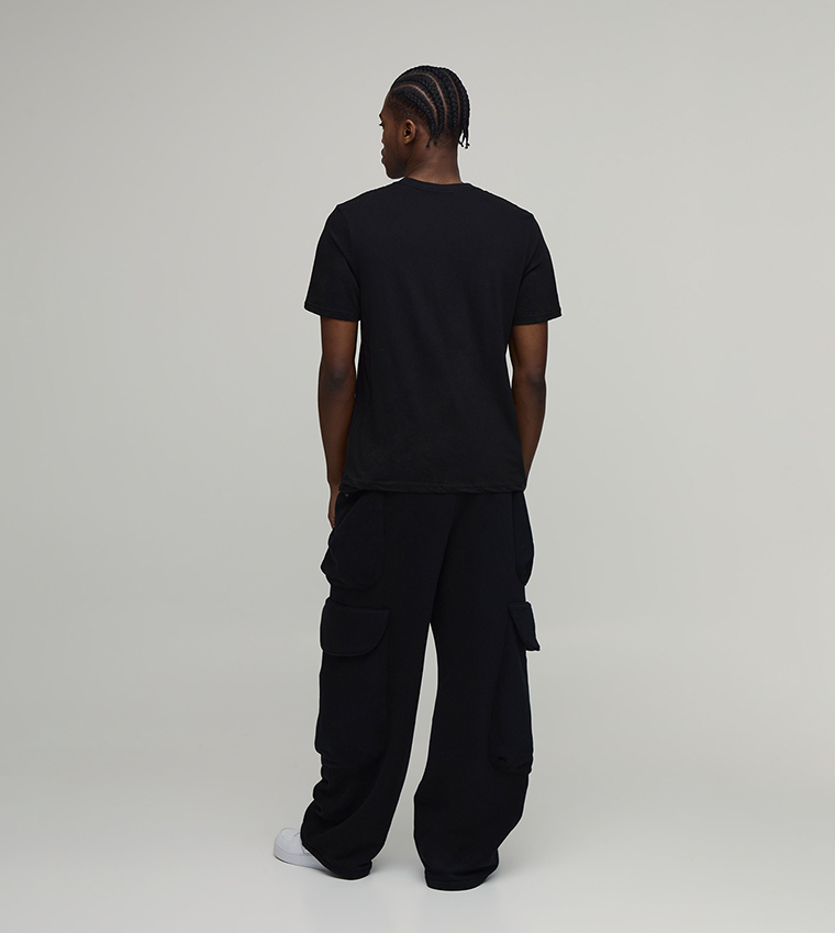 Heart Embroidered Crew Neck T-Shirt